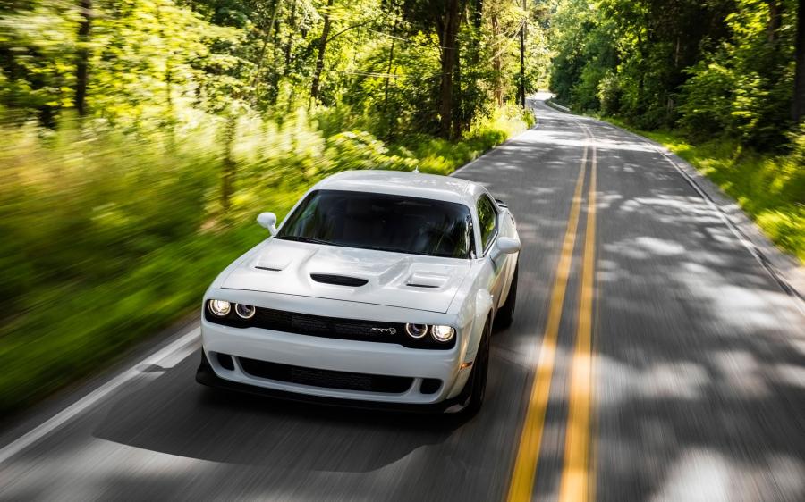  Dodge Challenger SRT Hellcat Widebody 2017 года  (фото 64 из 69)